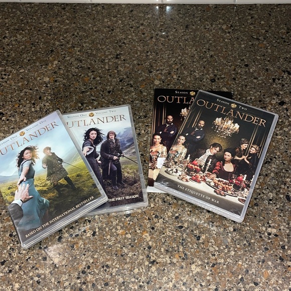 Season 1 & 2 Outlander DVD Discs Series - Picture 1 of 7